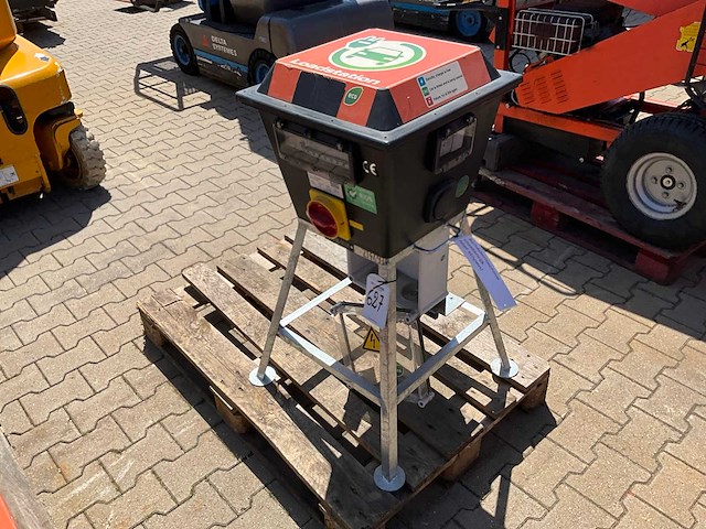 Bos midi hoog bouw aansluitkast - afbeelding 2 van  9