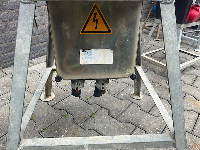 Bos midi hoog bouwaansluitkast - afbeelding 4 van  4