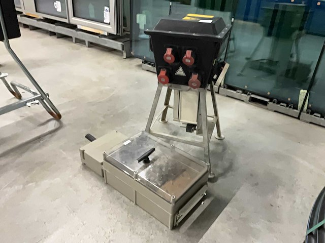 Bos stroom verdeelkast - afbeelding 2 van  9