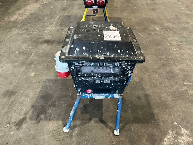 Bos stroomverdeelkast - afbeelding 1 van  6