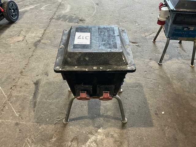 Bos stroomverdeelkast - afbeelding 6 van  8