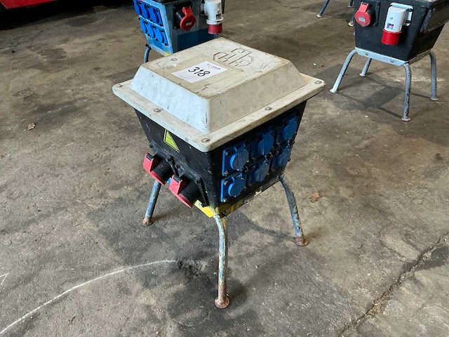 Bos stroomverdeelkast - afbeelding 2 van  2