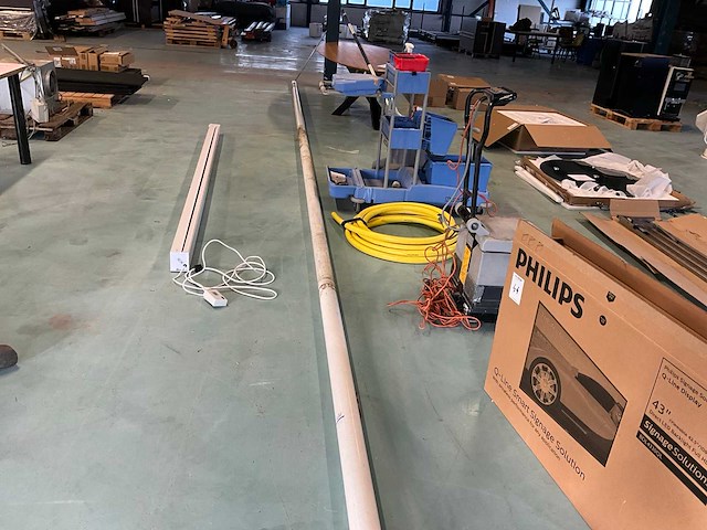 Bos vlaggen vlaggenmast - afbeelding 1 van  4