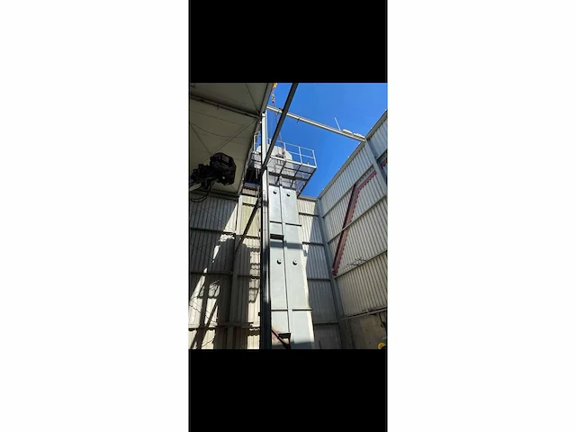 Bos wieldrecht bv zand elevator (opvoerband zand) 12,5m - afbeelding 31 van  32