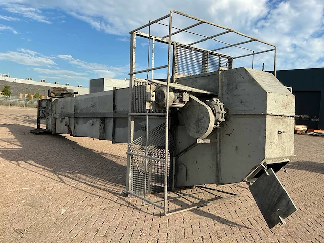 Bos wieldrecht bv zand elevator (opvoerband zand) 12,5m - afbeelding 21 van  32