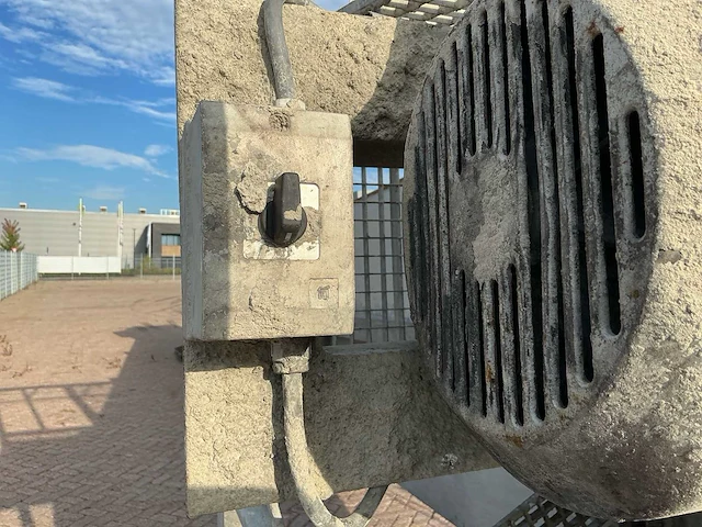 Bos wieldrecht bv zand elevator (opvoerband zand) 12,5m - afbeelding 9 van  32