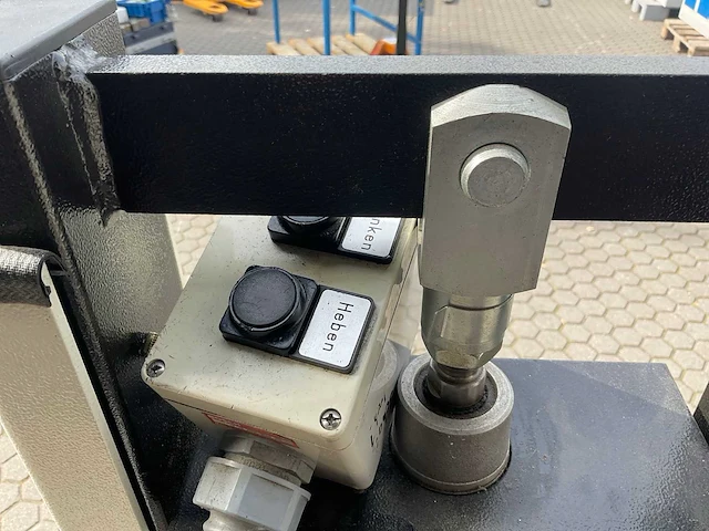 Bosch - 2002 - bakkenlift - afbeelding 5 van  7