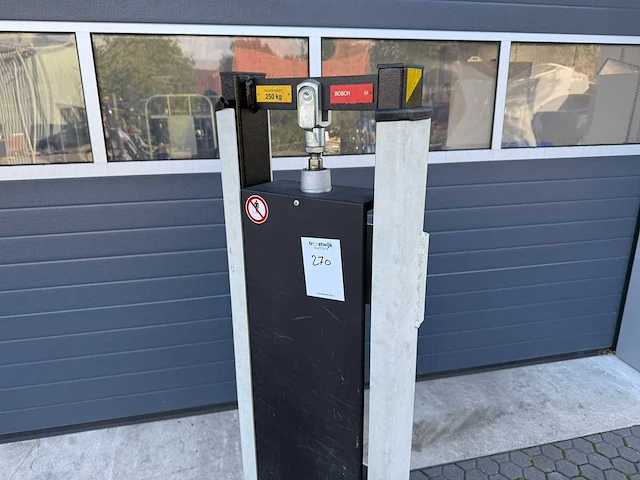 Bosch - 2003 - pneumatische lift - bakkenlift - afbeelding 3 van  7