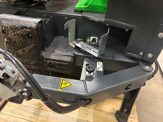 Bosch - 2015 - tce 4430 - banden de-en montageapparaat - afbeelding 3 van  3