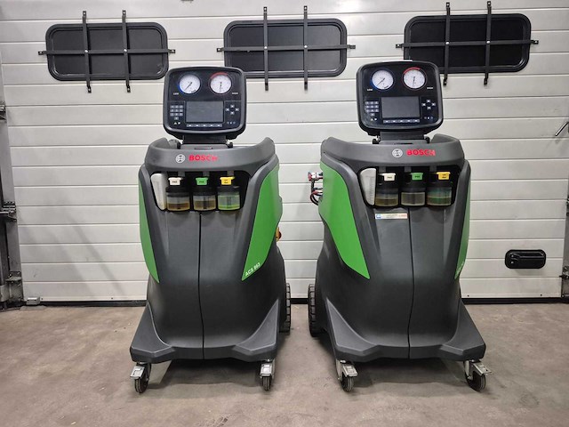 Bosch - 2018 - acs 863 / acs753 - bosch r134a & r1234yf airco service station - afbeelding 1 van  8