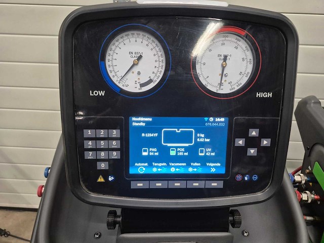 Bosch - 2018 - acs 863 / acs753 - bosch r134a & r1234yf airco service station - afbeelding 3 van  8