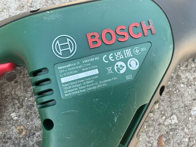 Bosch - afkortzaag, haakse slijper en reciprozaag (3x) - afbeelding 6 van  9
