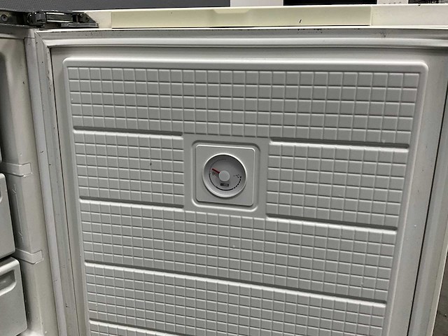 Bosch - fd7806 - vriezer - afbeelding 10 van  10