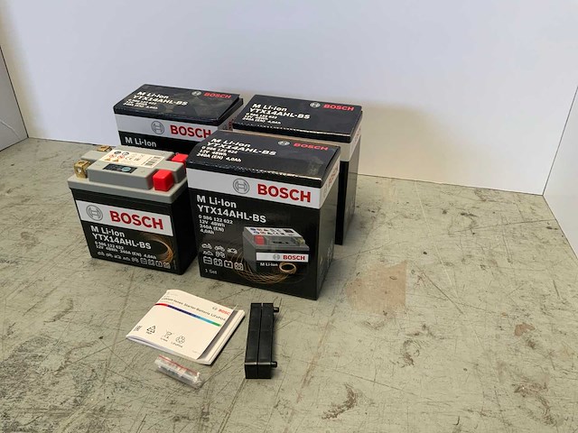 Bosch - m li-lion ytx14 ahl-bs - 12v 4,0ah - accu (3x) - afbeelding 2 van  6