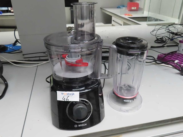 Bosch - mcm3201b/01 - keukenmachine - afbeelding 1 van  2