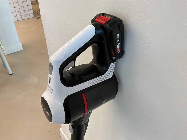 Bosch - power brush - stofzuiger - afbeelding 3 van  5