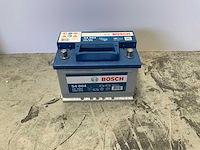 Bosch - s4-004 - 12v 60ah - accu - afbeelding 1 van  5