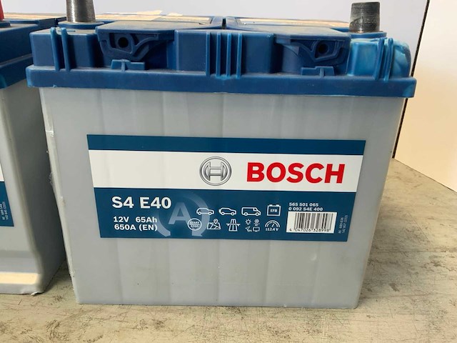 Bosch - s4 026 / s4 e40 - 12v 70ah / 12v 65ah - accu's (3x) - afbeelding 4 van  7