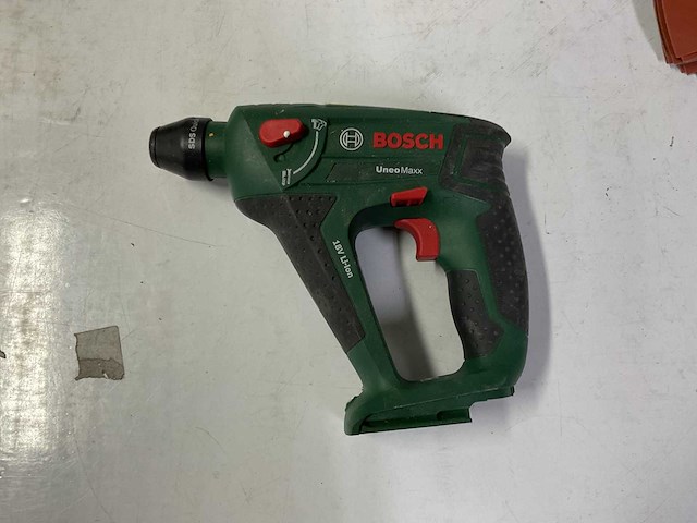 Bosch - schroefboormachine - decoupeerzaag - schuurmachine - afbeelding 7 van  12