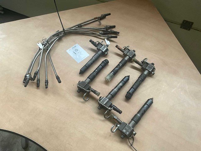 Bosch 1688901101 set testinjectoren (6x) - afbeelding 1 van  4