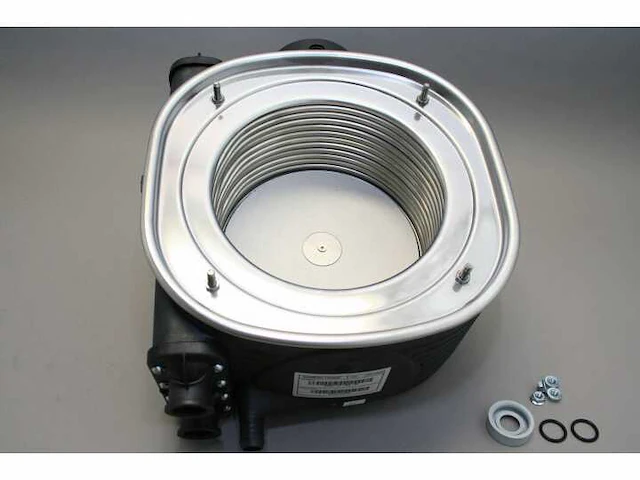 Bosch 7 746 900 435 warmtewisselaar - afbeelding 1 van  2