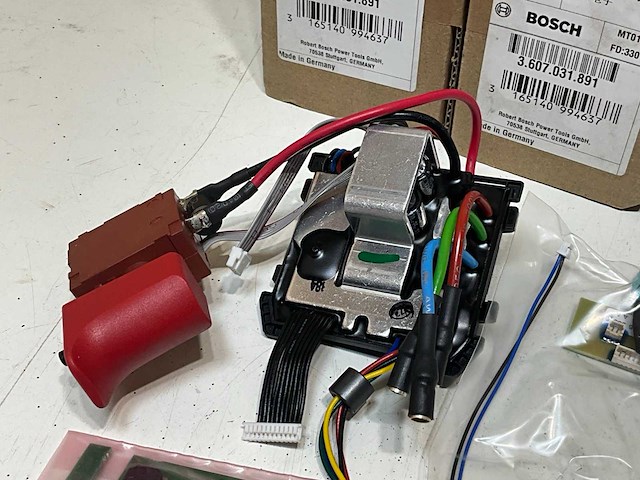 Bosch aandrijfelektronice tbv elektrisch gereedschap (5x) - afbeelding 3 van  6