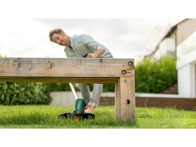 Bosch accu grastrimmer universal grass cut excl. 18 v accu en lader - afbeelding 3 van  4