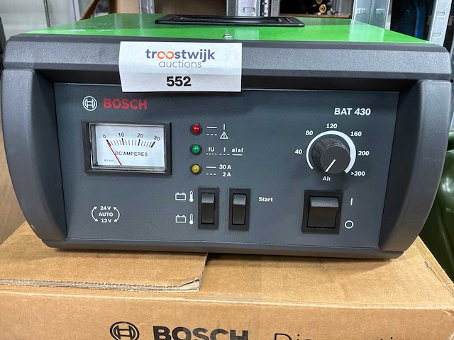 Bosch bat 430 acculader - afbeelding 1 van  2