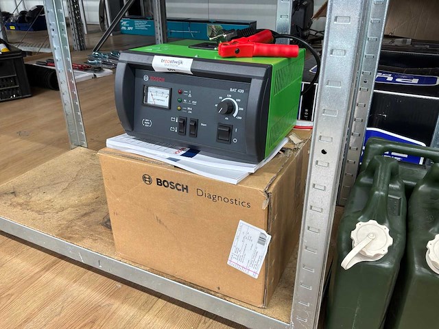Bosch bat 430 acculader - afbeelding 2 van  2
