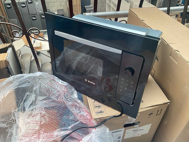Bosch bfl523mb4 inbouwmagnetron - afbeelding 2 van  2