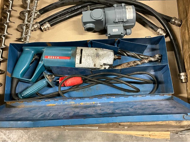 Bosch boormachine en divers - afbeelding 3 van  6