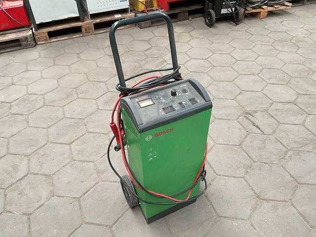 Bosch bsl 2470 acculader - afbeelding 1 van  4