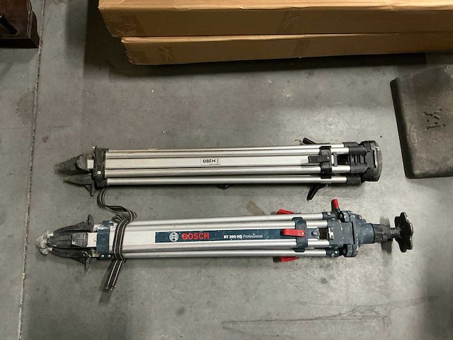 Bosch bt 300 hd professional & oben statief (2x) - afbeelding 1 van  2