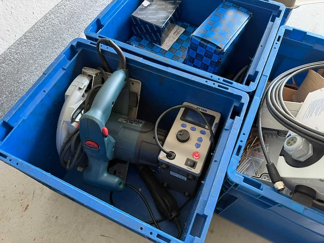 Bosch cirkelzaag - en diversen - cirkelzaagmachine - afbeelding 1 van  5