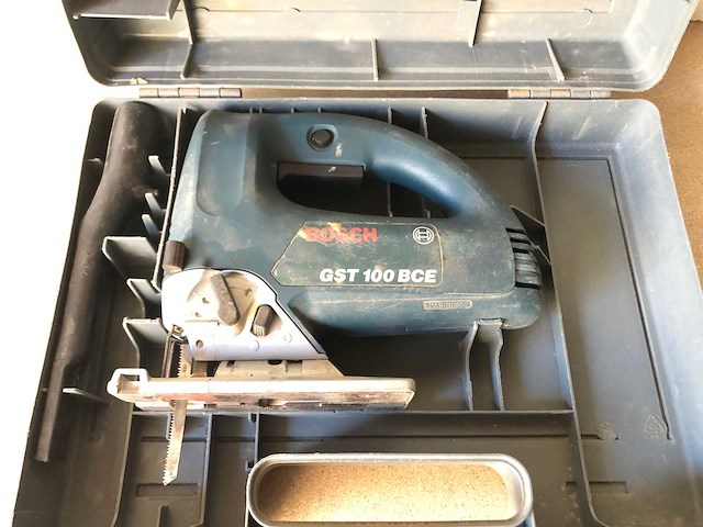 Bosch decoupeerzaag 230v - afbeelding 1 van  1