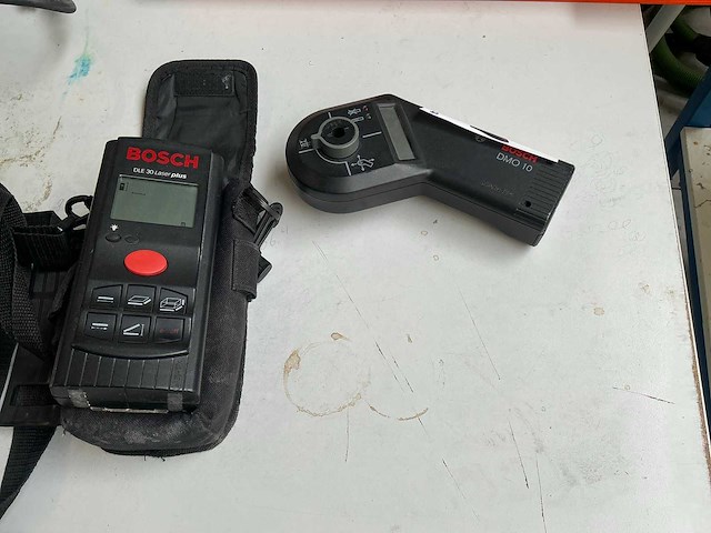 Bosch dle30 laser plus/dmo 10 leidingzoeker en laserafstandmeter - afbeelding 1 van  4