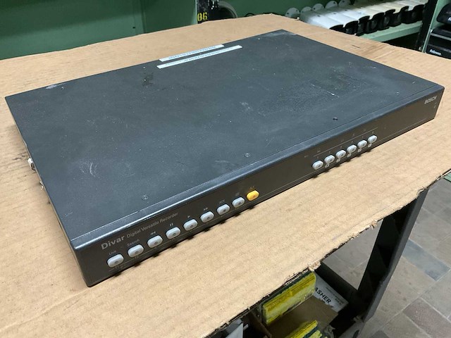 Bosch dvr6e1082 digital versatile recorder - afbeelding 1 van  5