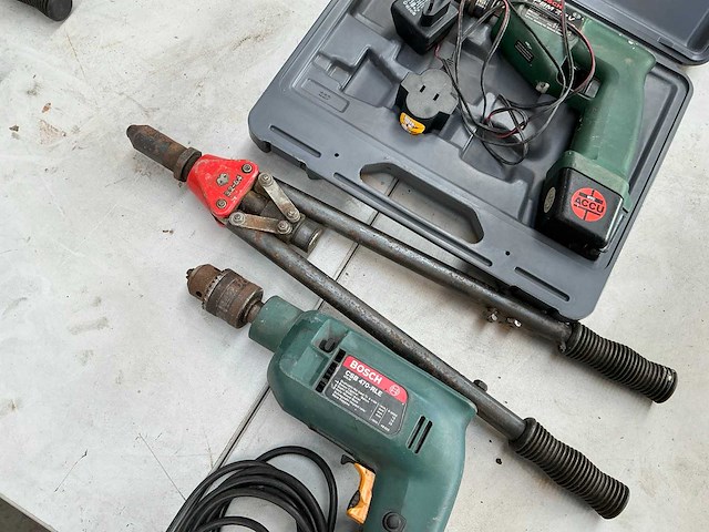 Bosch electrisch en handgereedschap (3x) - afbeelding 3 van  4