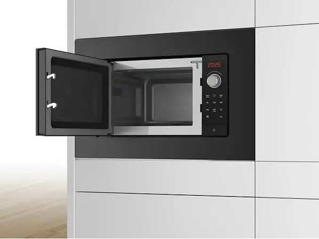 Bosch em8p012hvb inbouw magnetron zwart - afbeelding 1 van  5