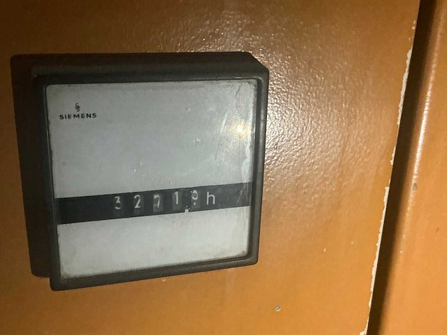 Bosch eps 707 brandstofpomptestbank - afbeelding 2 van  12