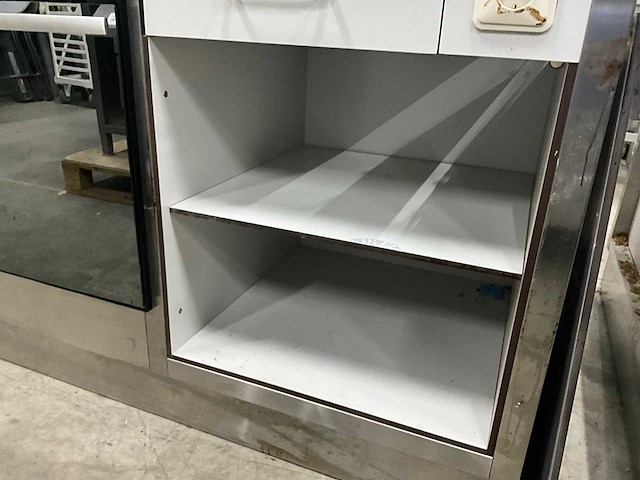 Bosch & etna a 7300 rvs kookeiland - afbeelding 12 van  13