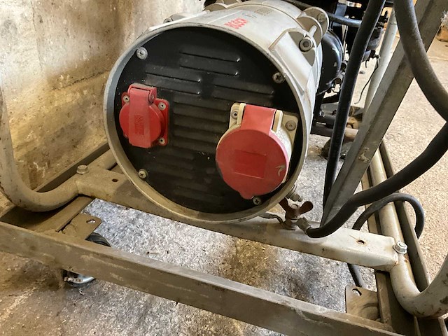 Bosch g6000 stoomgenerator 11pk - afbeelding 7 van  8