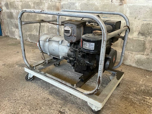 Bosch g6000 stoomgenerator 11pk - afbeelding 1 van  8