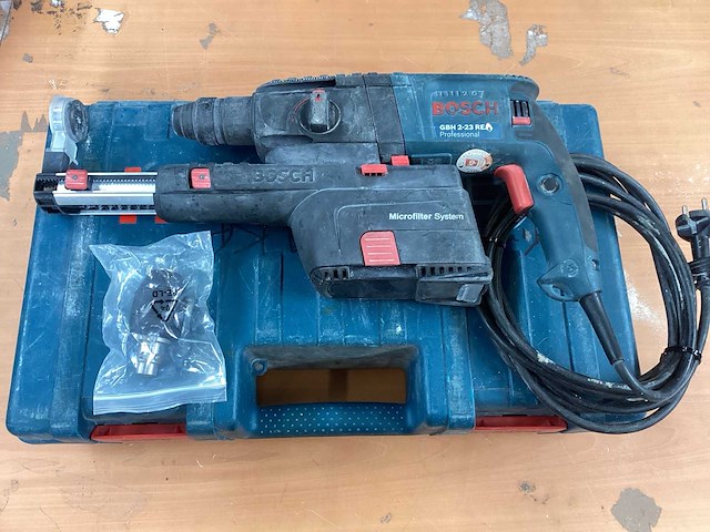 Bosch gbh 2-23 rea boorhamer met afzuiging incl. afzuiging + koffer - afbeelding 2 van  12