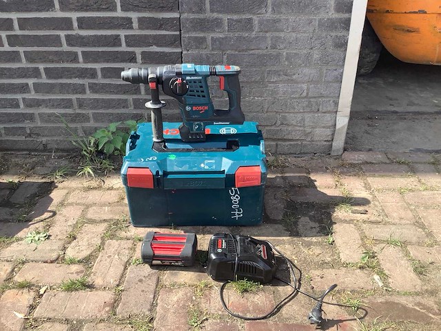 Bosch gbh 36 boormachine - afbeelding 2 van  5