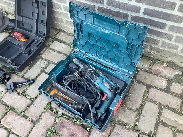 Bosch gbh2-28 breekhamer - afbeelding 1 van  3