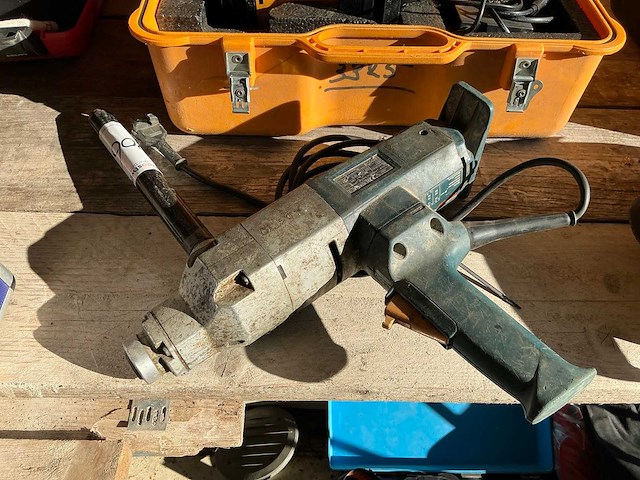 Bosch gbm23-2e boormachine - afbeelding 1 van  4