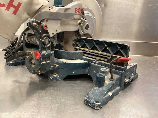 Bosch gcm 10 afkortzaag - afbeelding 6 van  11