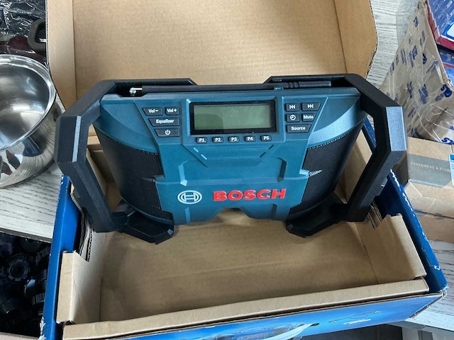 Bosch gml10,8 v-li bouwradio - afbeelding 2 van  3