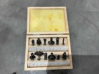 Bosch gof1300ac bovenfrees - afbeelding 4 van  7